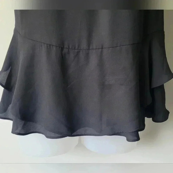 Size SM, MOSSIMO Black Drop Waist Chiffon Top, Ruffle Bottom, Ruffle Cap Sleeves - Picture 4 of 12